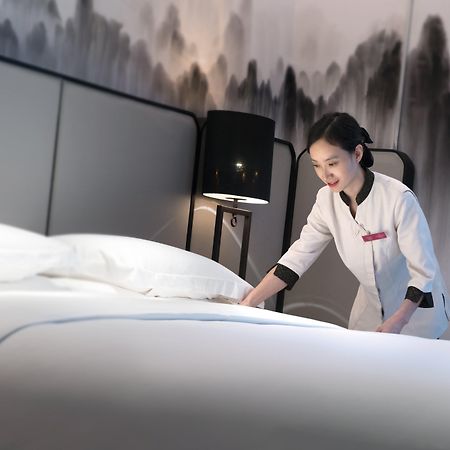 Crowne Plaza Baoji City Center By Ihg Exterior photo